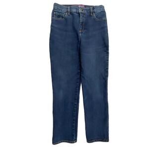 Gloria Vanderbilt Amanda Straight Leg Women's size 6p Dark Wash Blue Denim Jeans